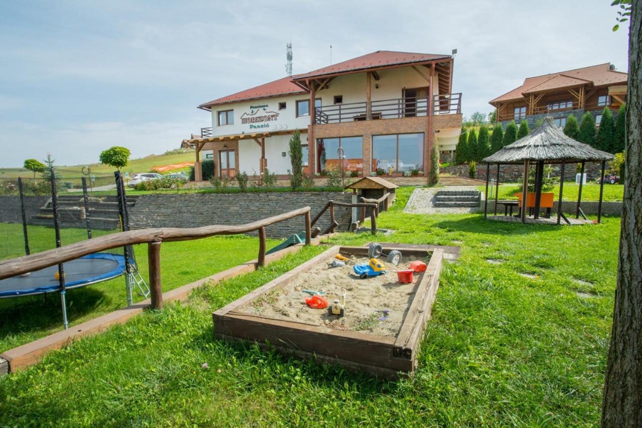Bungalouri Horizont Odorheiu Secuiesc Ngoại thất bức ảnh